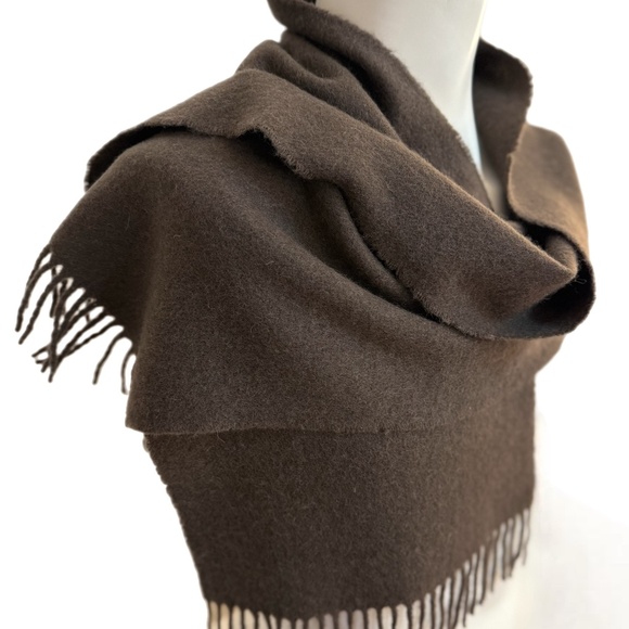 Johnstons of Elgin Scottish Lambswool Scarf 🇬🇧 – Chocolate Brown - 11.5" x 55" - Picture 7 of 10